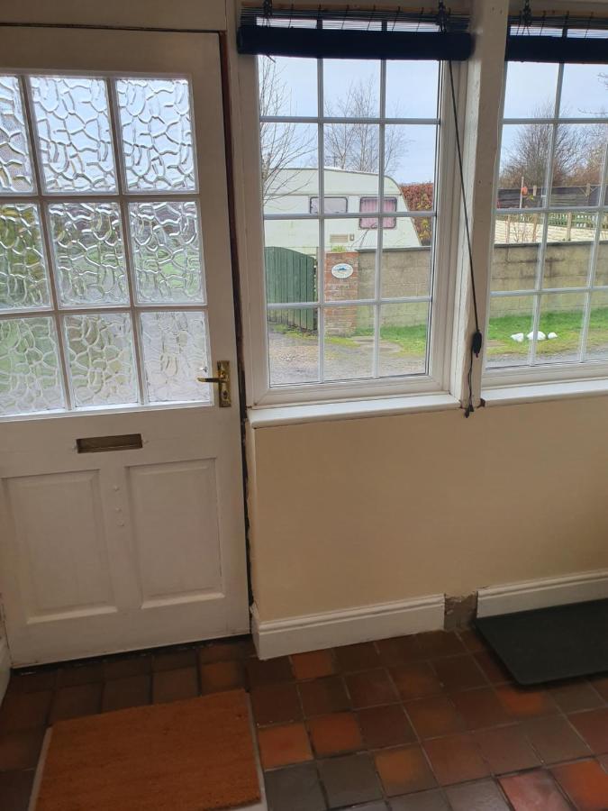 Lovely Cottage On Hadrians Wall 12 Miles From Carlisle كارلايل المظهر الخارجي الصورة